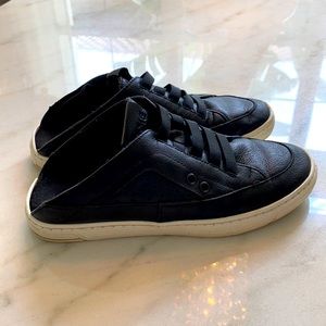 Time slipper/sneaker